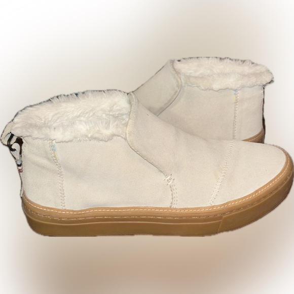 TOMS Women’s Paxton Suede Fur-Lined Short Boots Sneakers Size 8 - Picture 3 of 8